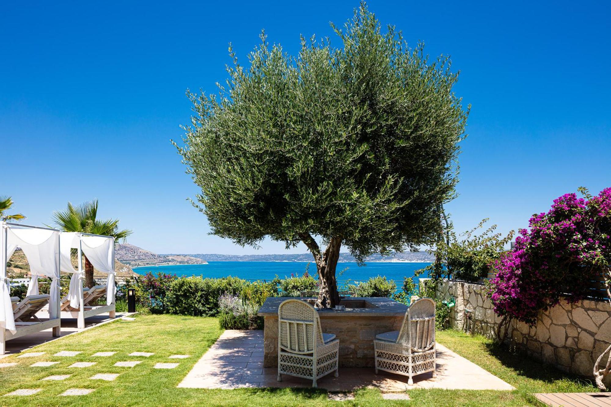 Miraida Exclusive Residence Almirida Buitenkant foto